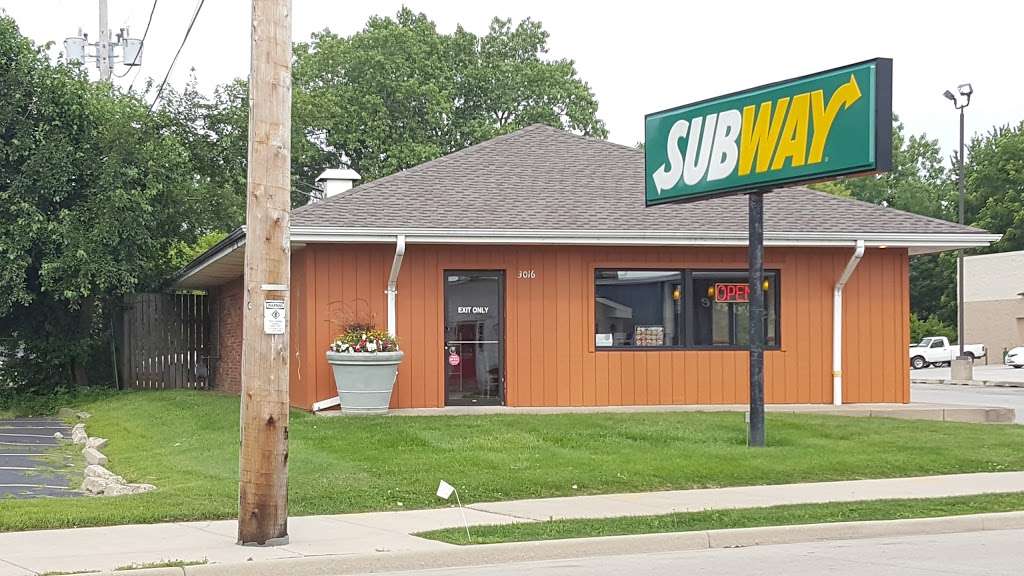 Subway | 3016 Douglas Ave, Racine, WI 53402, USA | Phone: (262) 681-5555