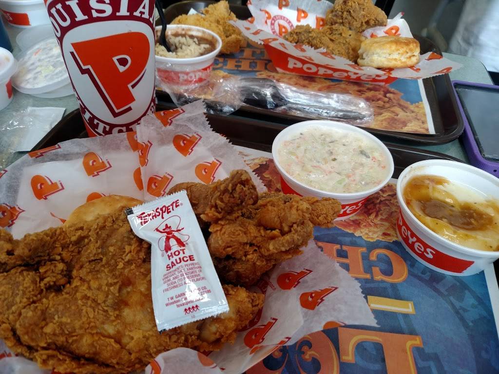 Popeyes Louisiana Kitchen | Schofield Barracks, Bldg 677, Pearl Harbor, HI 96857, USA | Phone: (808) 423-0333