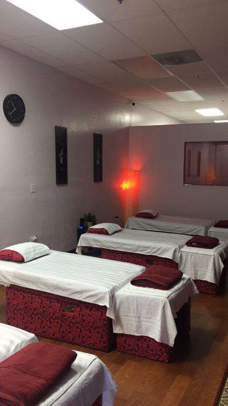 Massage Lily | 27 Geneva Rd, Winfield, IL 60190, USA | Phone: (630) 871-3377