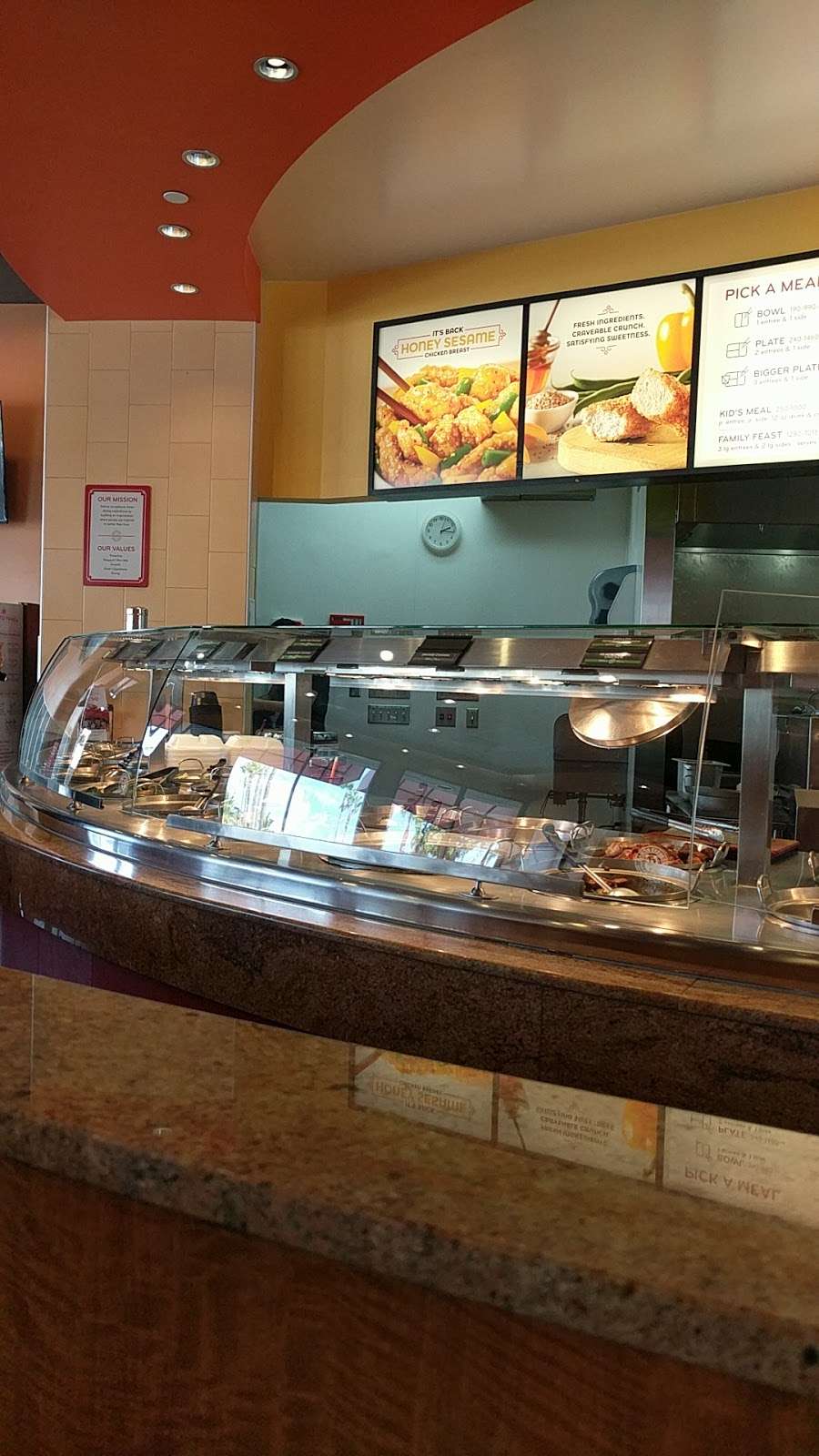 Panda Express | 101 W Imperial Hwy, Brea, CA 92821, USA | Phone: (714) 674-0036