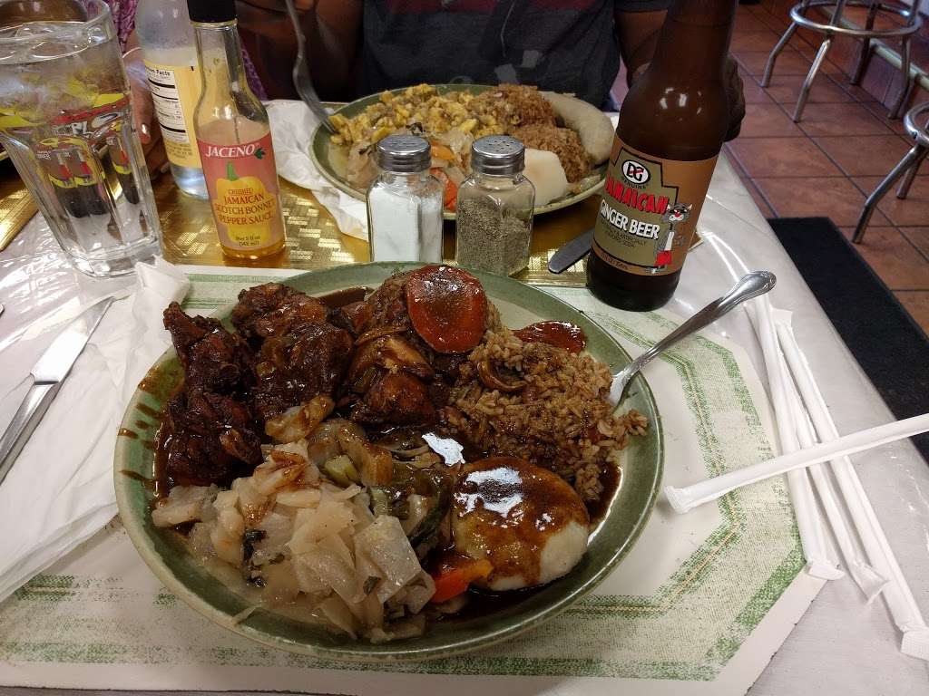 Little Delicious | 4821 Woodland Ave, Philadelphia, PA 19143, USA | Phone: (215) 729-4911