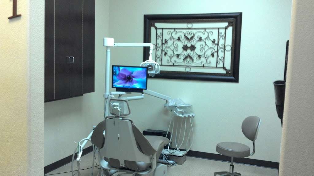 Moorpark Smiles Dental | 144 W Los Angeles Ave #114, Moorpark, CA 93021, USA | Phone: (805) 553-1980