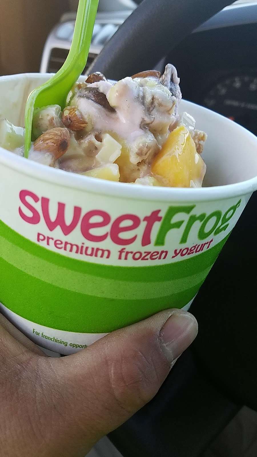 Sweet Frog | 3341 Corridor Marketplace, Laurel, MD 20724 | Phone: (301) 604-4011