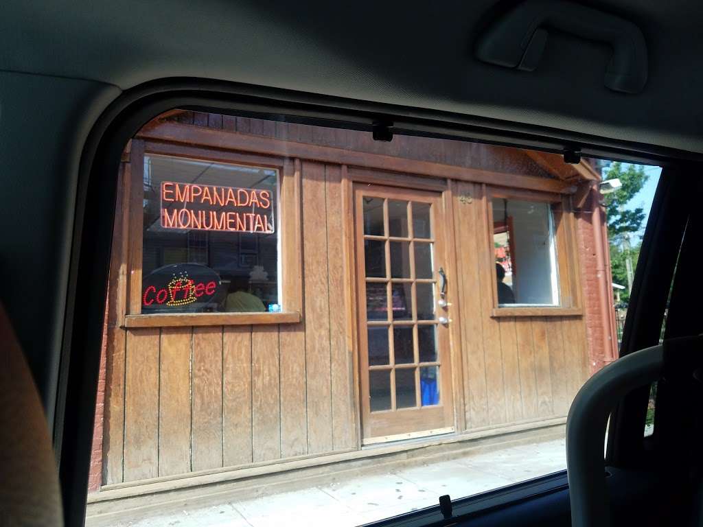 Empanadas Monumental | 43 Main St, Haverstraw, NY 10927, USA | Phone: (845) 429-9300