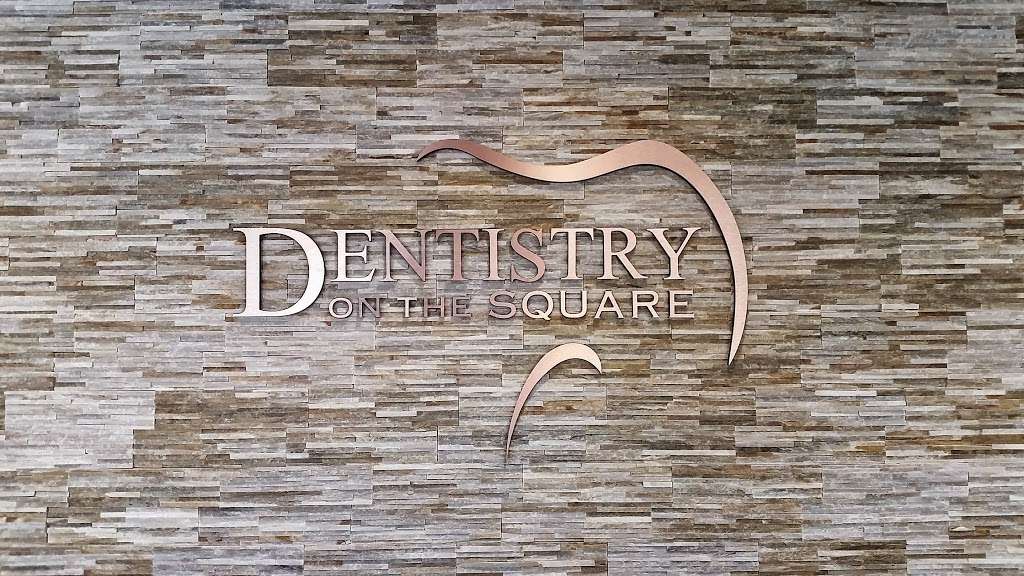 Dentistry on the Square | 1064 Lake Sumter Landing, The Villages, FL 32162, USA | Phone: (352) 289-0025