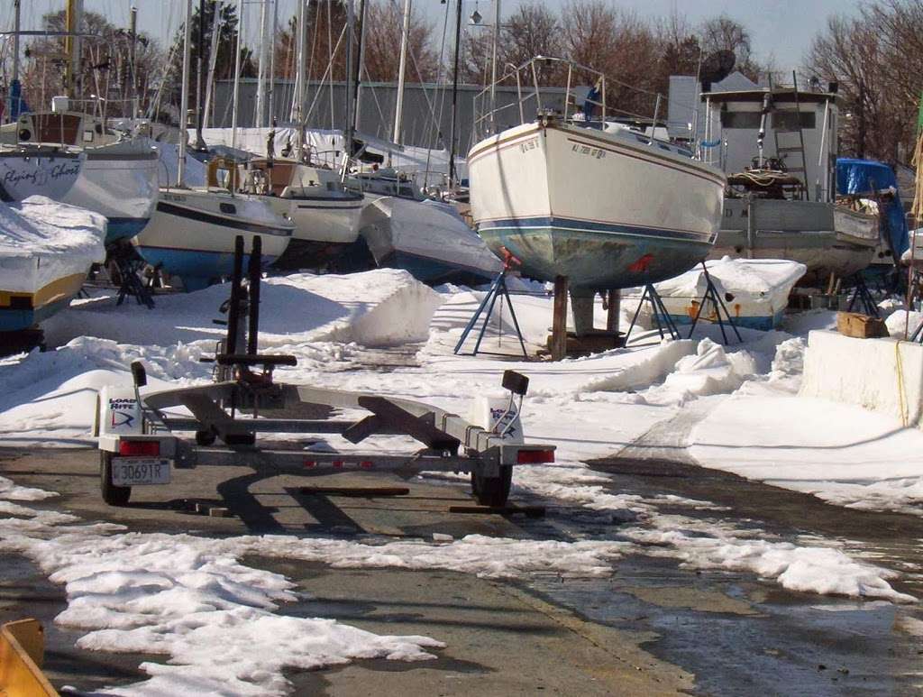 Barrons Boatyard | 350 Fordham Pl, Bronx, NY 10464, USA | Phone: (718) 885-9802