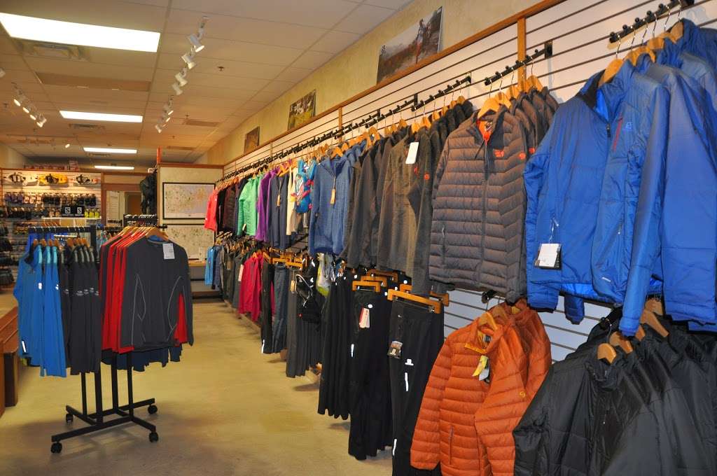 New England Running Company | 43 Enon St, Beverly, MA 01915 | Phone: (978) 922-8870