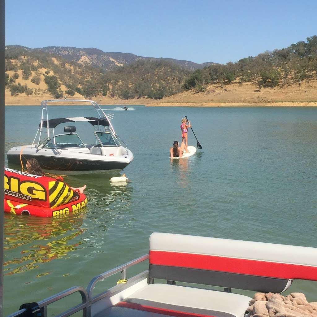 Lake Berryessa Boat and Jet Ski Rentals | 4420 Knoxville Rd, Napa, CA 94558, USA | Phone: (707) 966-4204