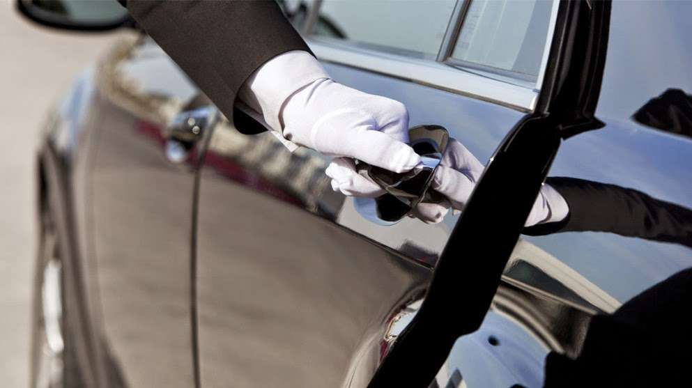 DC A1 Limo Services | 4350 Carmelo Dr, Annandale, VA 22003, USA | Phone: (202) 803-1000