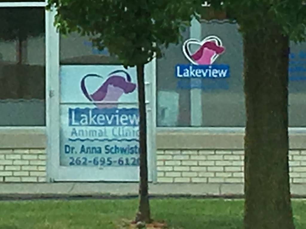 Lakeview Animal Clinic Dr. Anna Schwister | 617 Ryan St #280, Pewaukee, WI 53072 | Phone: (262) 695-6120