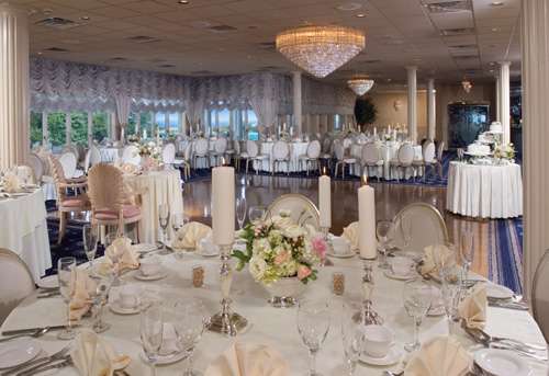 The Breakers on the Ocean | 1507 Ocean Ave, Spring Lake, NJ 07762, USA | Phone: (732) 449-7700