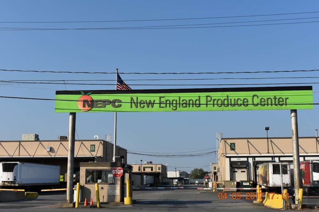 New England Produce Center | 300 Beacham St, Chelsea, MA 02150, USA | Phone: (617) 889-2700