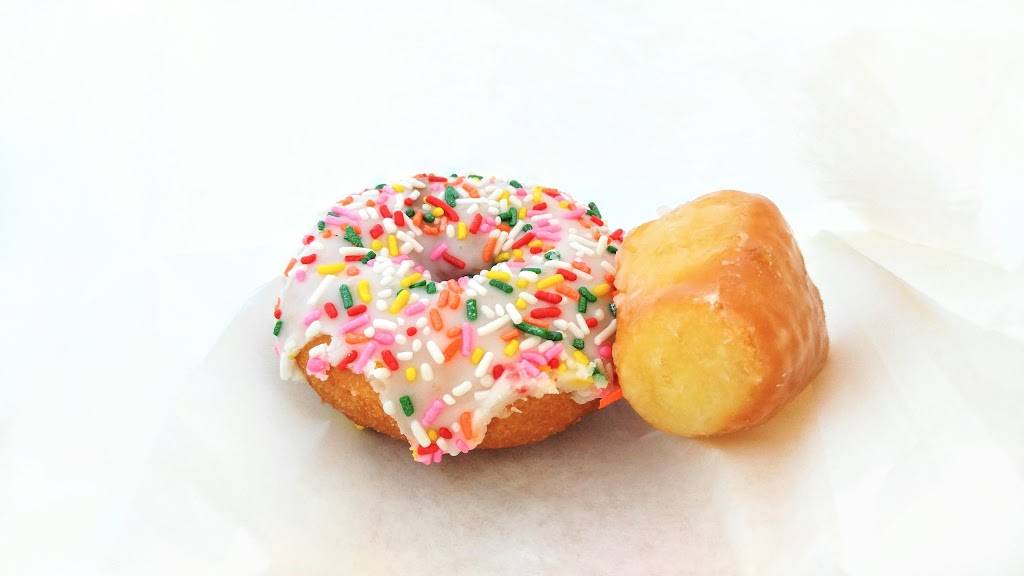 Hometown Donuts | 1930 Main St, Alameda, CA 94501, USA | Phone: (510) 522-7475