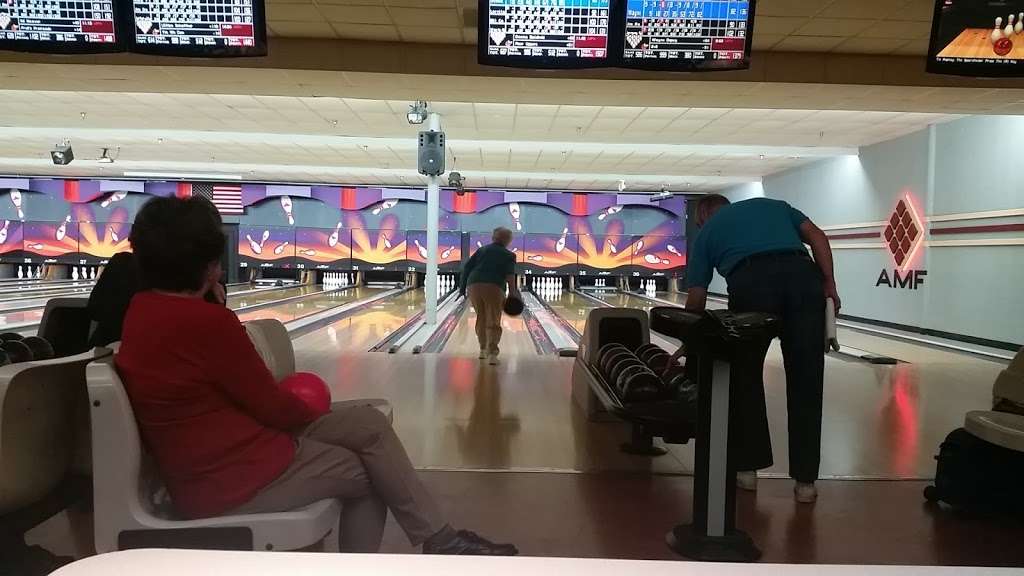 AMF Carolina Lanes | 11210 Brigman Rd, Matthews, NC 28105, USA | Phone: (704) 841-7606