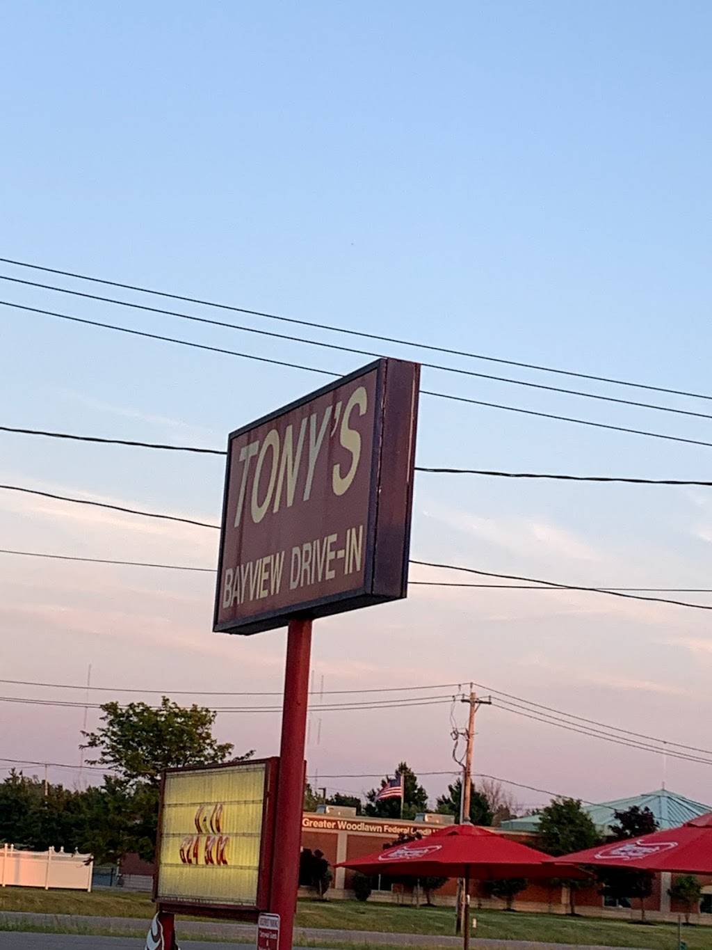 Tonys Bayview Drive-In | 3804 Lake Shore Rd, Buffalo, NY 14219, USA | Phone: (716) 824-5002