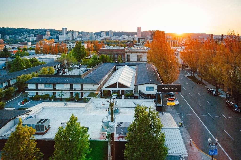 Jupiter NEXT | 900 E Burnside St, Portland, OR 97214, USA | Phone: (503) 230-9200 Jupiter NEXT | 900 E Burnside St, Portland, OR 97214, USA | Phone: (503) 230-9200