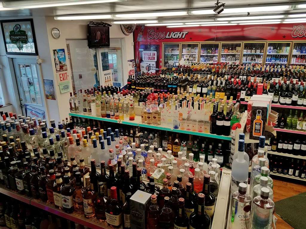 Merrimack Liquor | 439 Merrimack Ave, Dracut, MA 01826, USA | Phone: (978) 453-3433