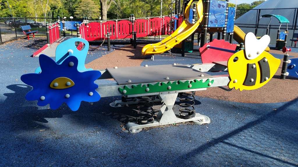 Delfino Park | 110 Lake St, White Plains, NY 10604 | Phone: (914) 422-1336