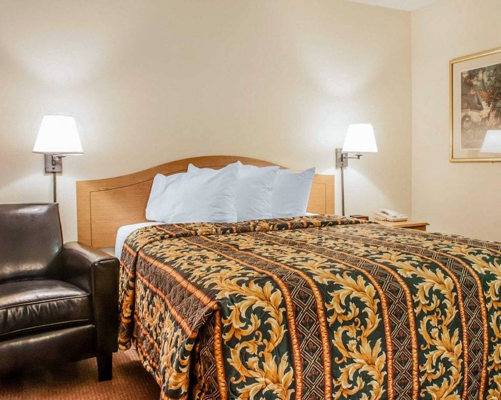 Suburban Extended Stay | 2401 Wellesley Ave NE, Albuquerque, NM 87107, USA | Phone: (505) 883-8888