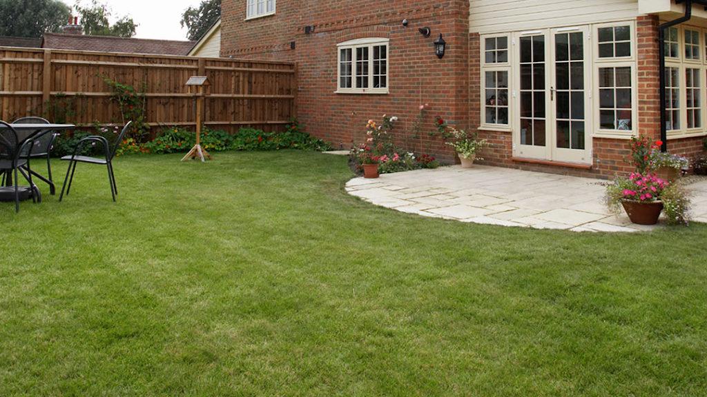 Garden Pride Services | Newdigate Road, Reigate RH2 8NR, UK | Phone: 01306 611005