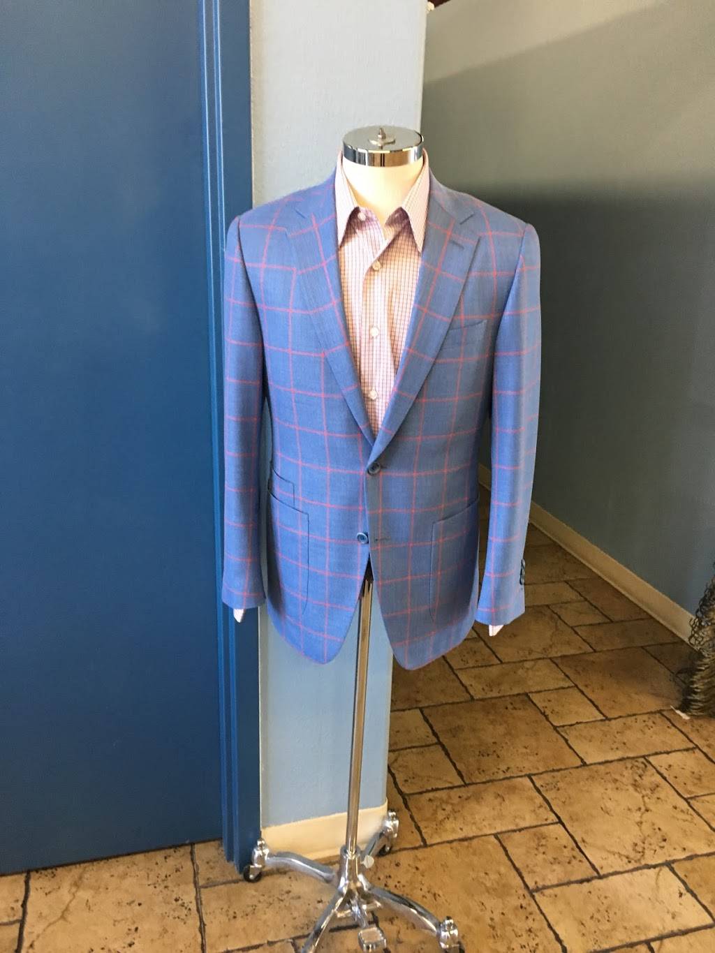 Exclusive Tailoring | 4255 S Durango Dr #100, Las Vegas, NV 89147 | Phone: (702) 220-9232