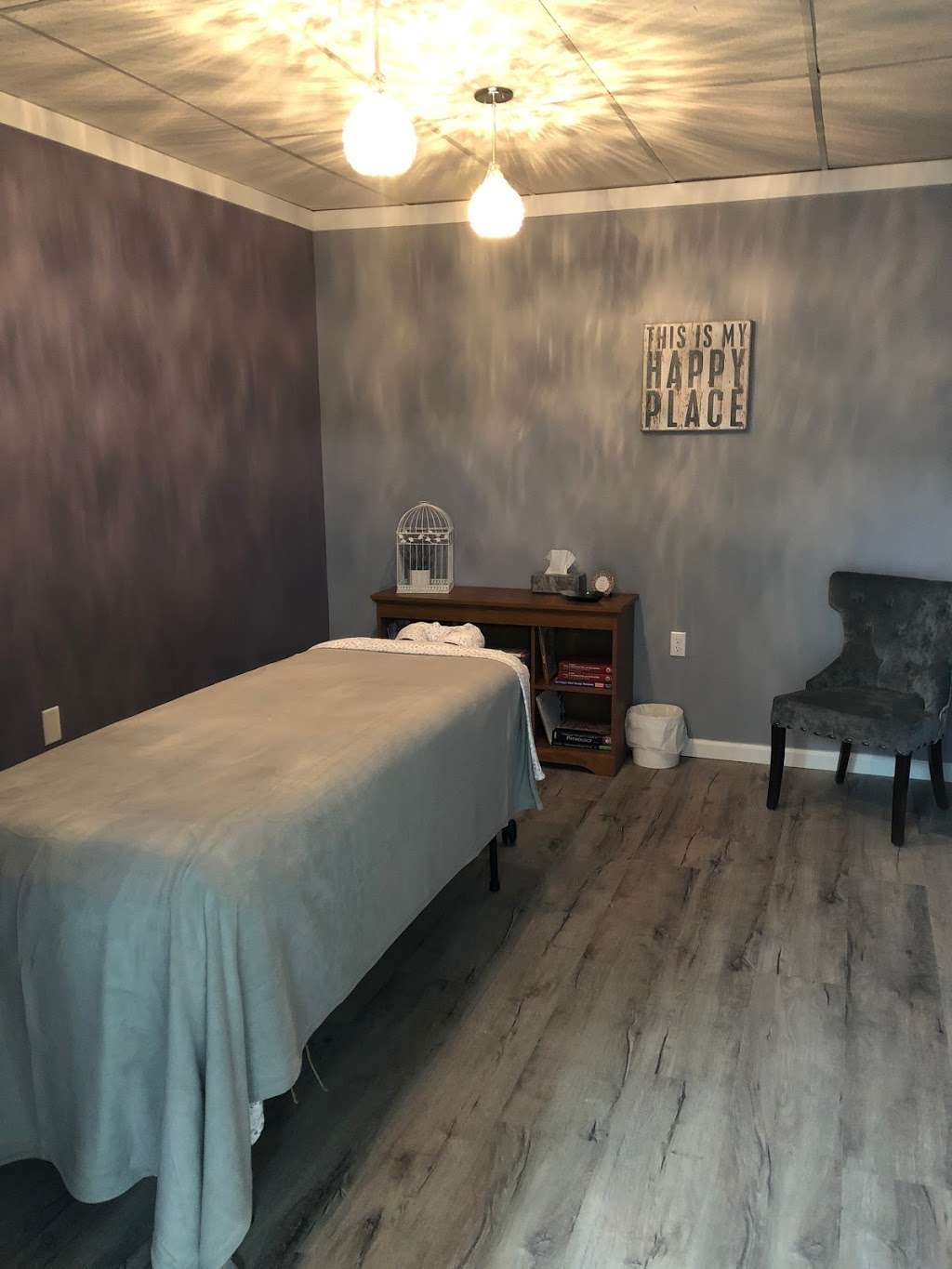 Healing Blue Bottle Massage & Aromatherapy Wellness Center | 1507 US-209 #102, Brodheadsville, PA 18322, USA | Phone: (973) 769-3486