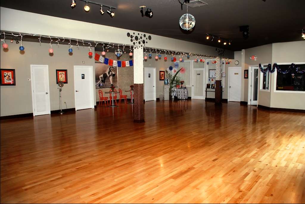 Fred Astaire Dance Studio | 316 Main St South, Suite F and G, Southbury, CT 06488, USA | Phone: (203) 267-7600