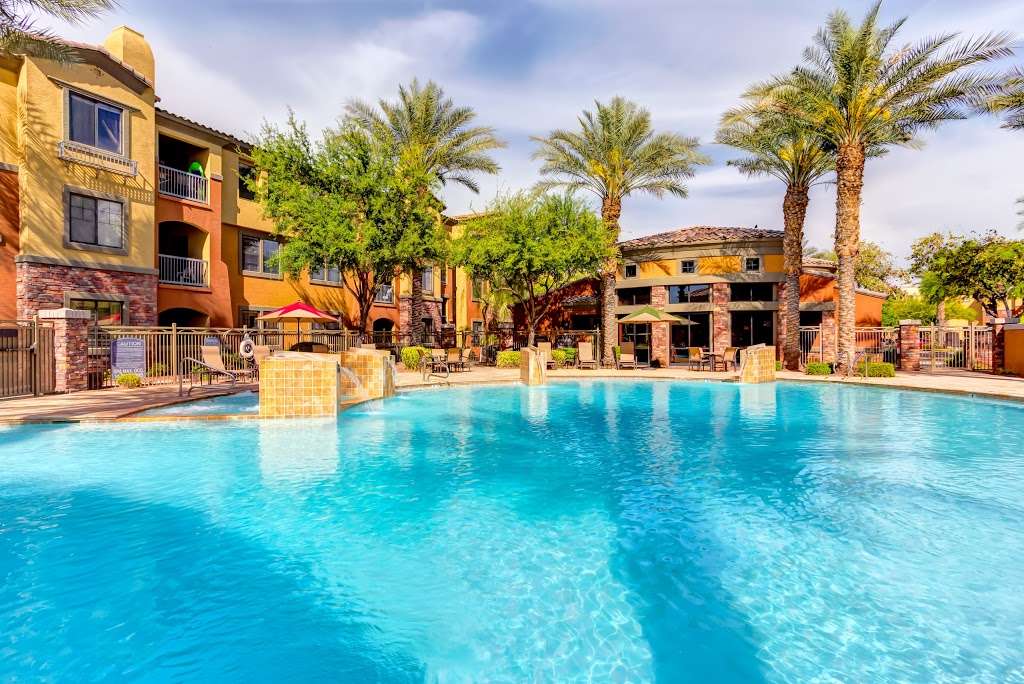 Metro at Zanjero Apartments | 9450 W Cabela Dr, Glendale, AZ 85305 | Phone: (623) 266-1802