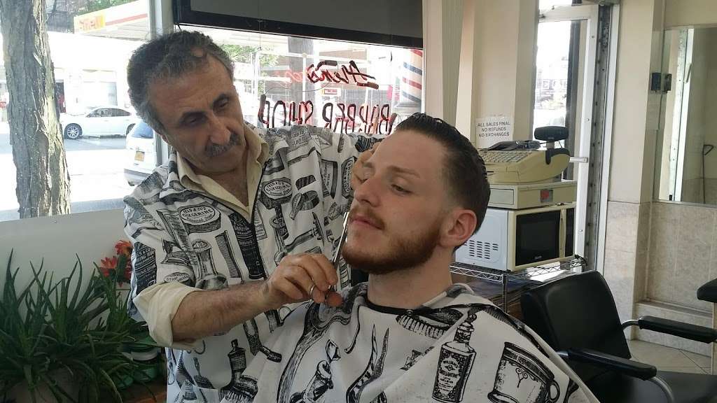 Alex barber shop | 60-09 Metropolitan Ave, Maspeth, NY 11378, USA | Phone: (718) 418-3620