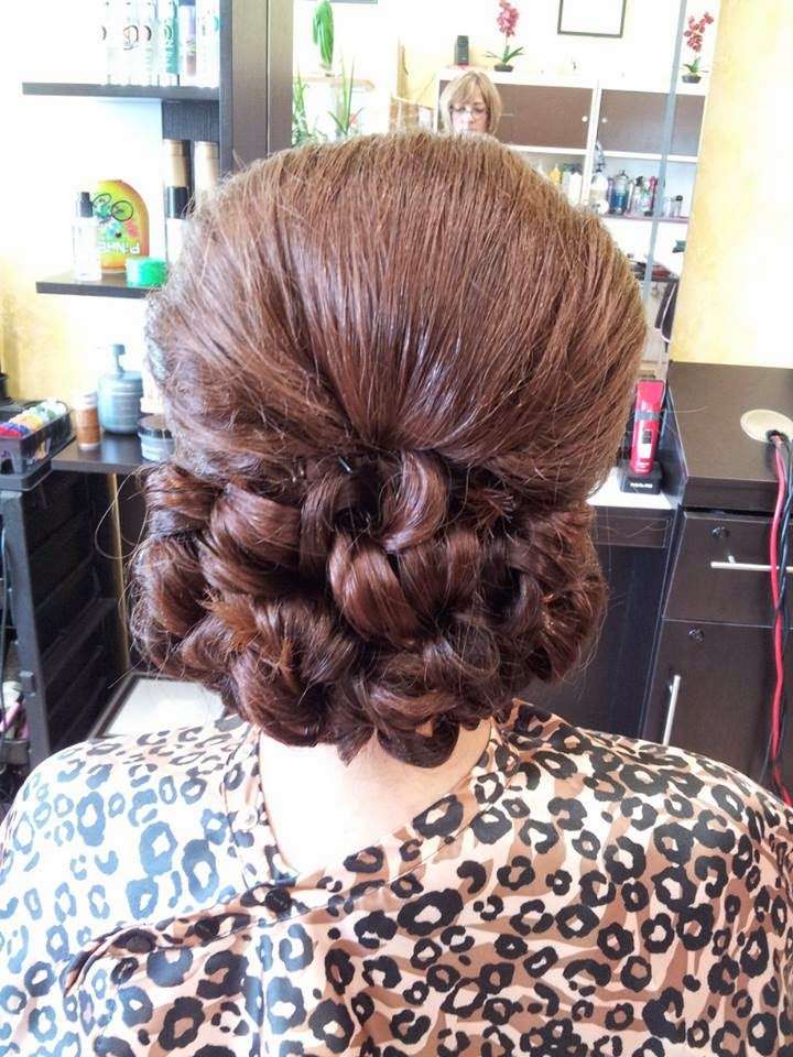 Teres Hair Studio | 318 N Independence Blvd, Romeoville, IL 60446, USA | Phone: (815) 407-0578