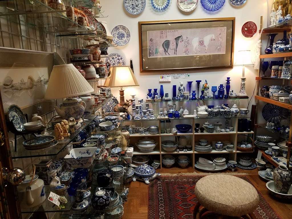 Market Place Antiques and Collectibles | 10910 Katy Fwy, Houston, TX 77043 | Phone: (713) 464-8023