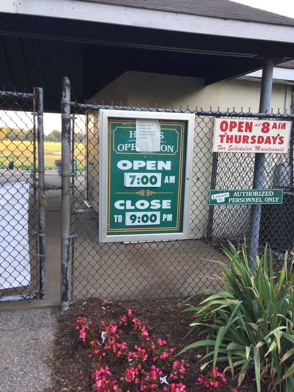 Eisenhower Park Golf Proshop | 1899 Stewart Ave, East Meadow, NY 11554 | Phone: (516) 222-2620