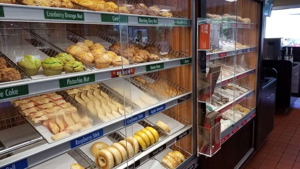 Honey Dew Donuts | 81B Westford Rd, Tyngsborough, MA 01879, USA | Phone: (978) 419-4113