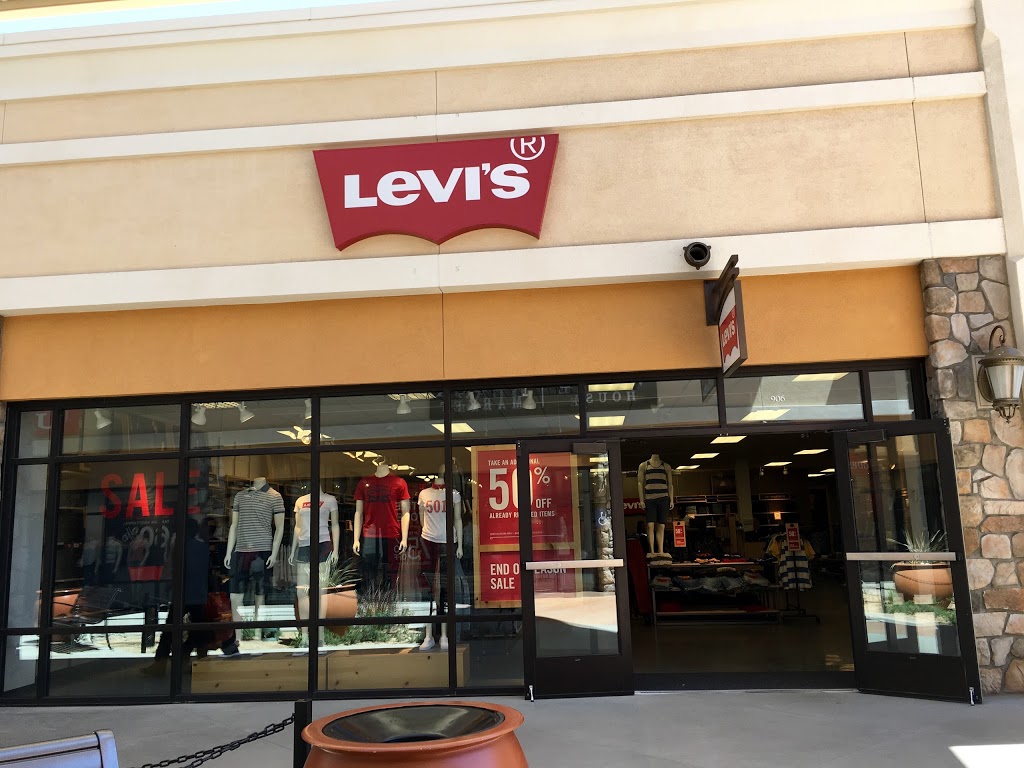 Levis Outlet Store at Outlets at Tejon Ranch | 5701 Outlets at Tejon Pkwy Suite 906, Arvin, CA 93203, USA | Phone: (661) 858-1021