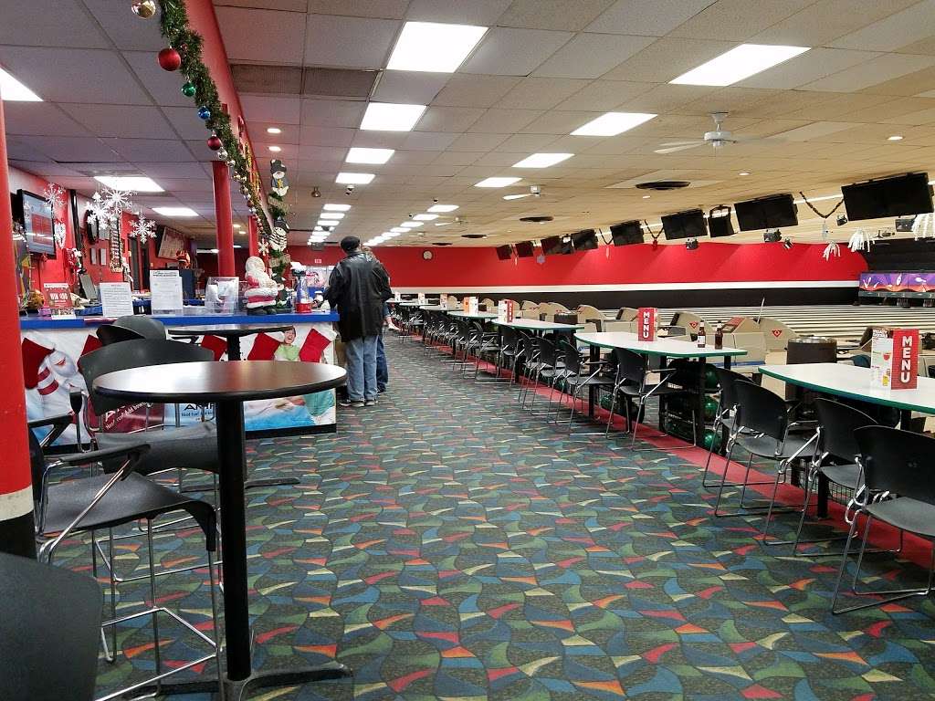 AMF Bristol Pike Lanes | 2501 Bristol Pike, Croydon, PA 19021, USA | Phone: (215) 788-0453