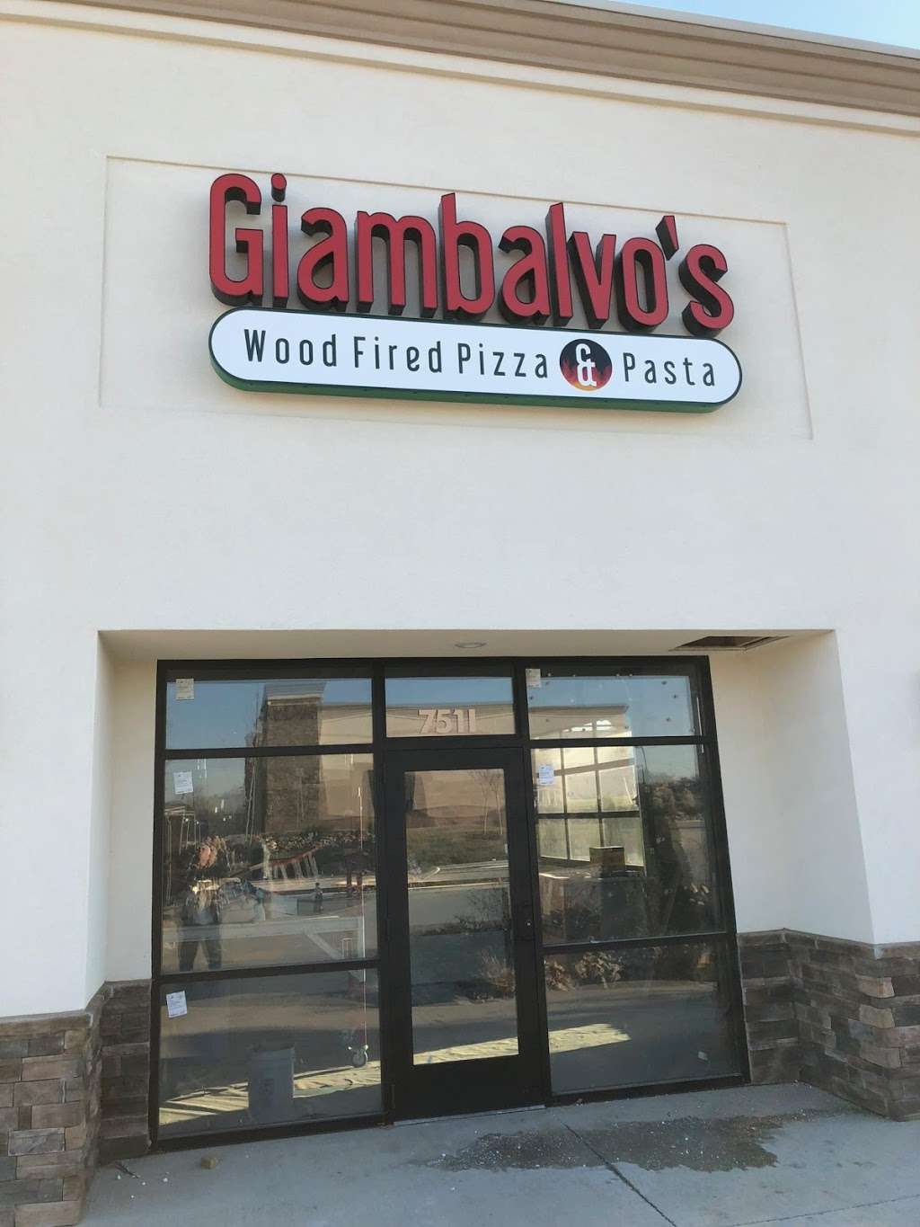 Giambalvo’s Wood Fired Pizza & Pasta | 751 Watson Dr Ste H, Kearney, MO 64060, USA | Phone: (816) 903-3473