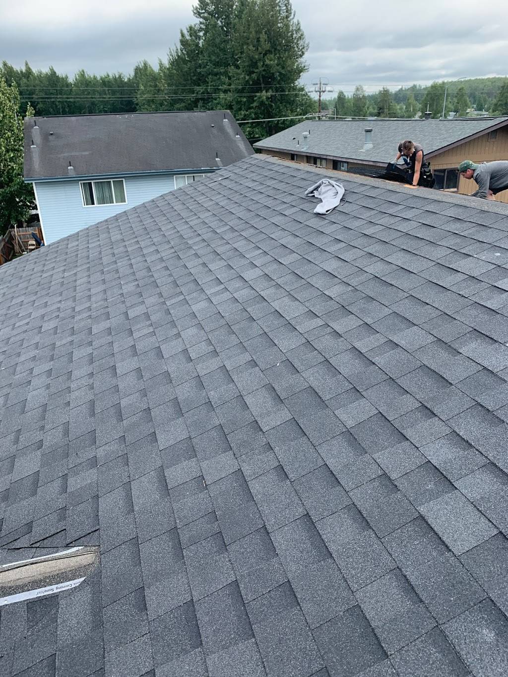 R & M Roofing | 8050 Nadine St, Anchorage, AK 99507, USA | Phone: (907) 717-5330