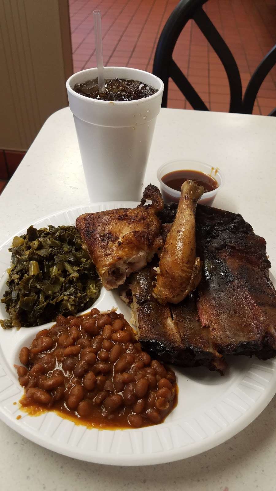 Quarles Truck Stop in 9719 James Madison Hwy, Warrenton, VA 20187, USA