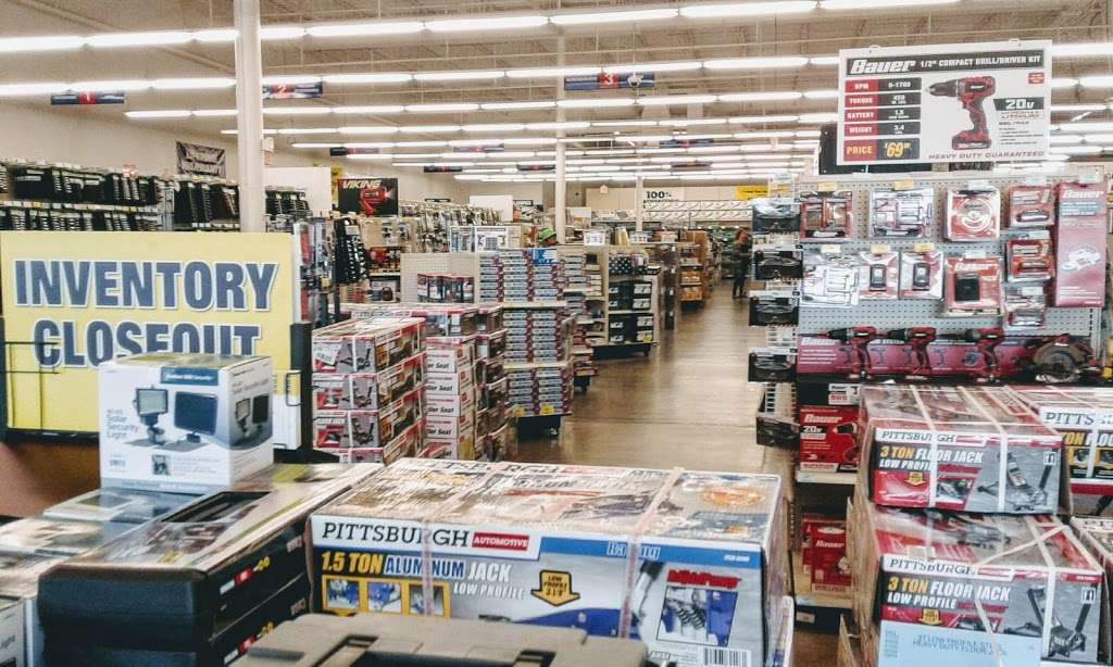 Harbor Freight Tools | 920 E 104th Ave, Thornton, CO 80233, USA | Phone: (303) 254-6921