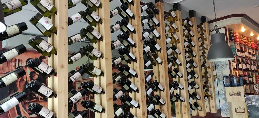 Palermo Restaurant and Wine Bar | 4582 NE 2nd Ave, Miami, FL 33137, USA | Phone: (786) 502-4460