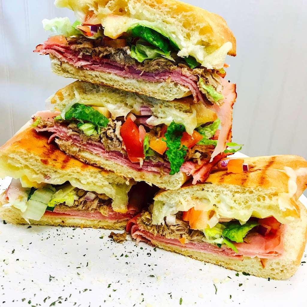 Lake Nona Deli & Market | 8510 Insular Ln, Orlando, FL 32827 | Phone: (407) 271-8371