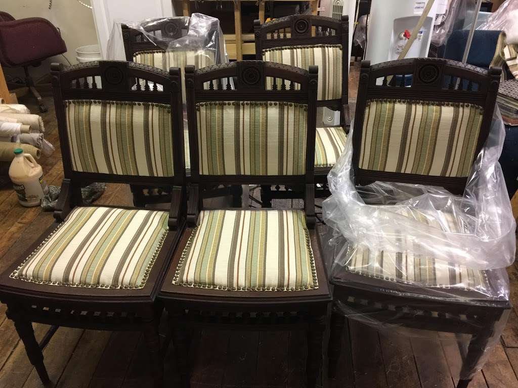 Jerrys Upholstery & Home Decorating | 2, 590A Main St, Lynnfield, MA 01940, USA | Phone: (978) 922-4067