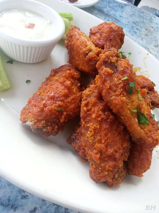 Wingz It Iz | 9106 S Stony Island Ave, Chicago, IL 60617 | Phone: (773) 734-8750