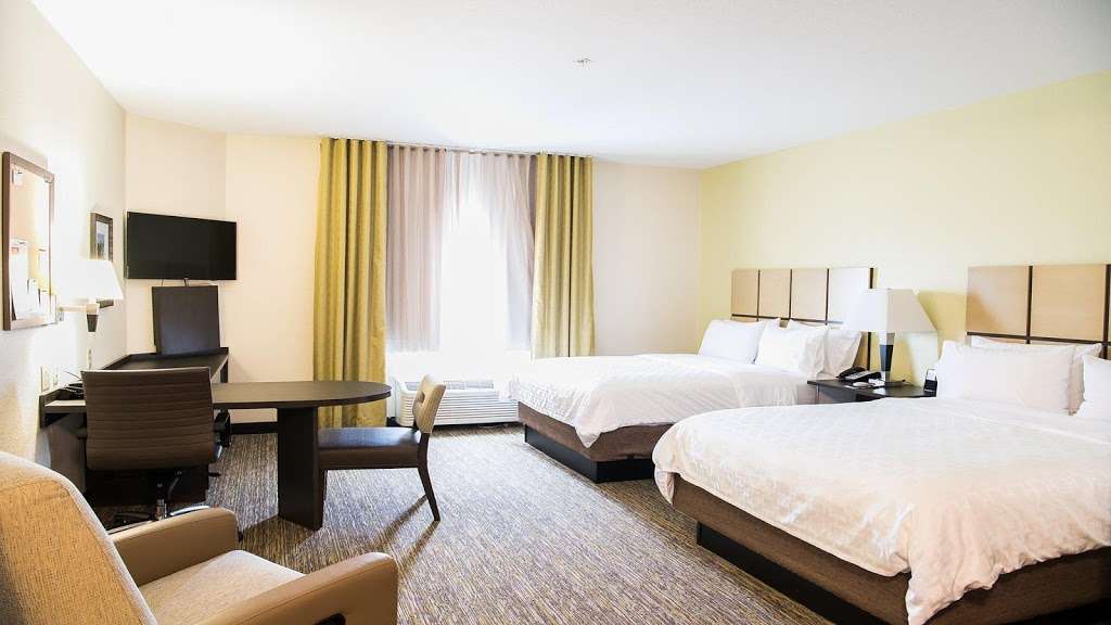 Candlewood Suites Bay City | 5800 7th St, Bay City, TX 77414 | Phone: (979) 245-7500