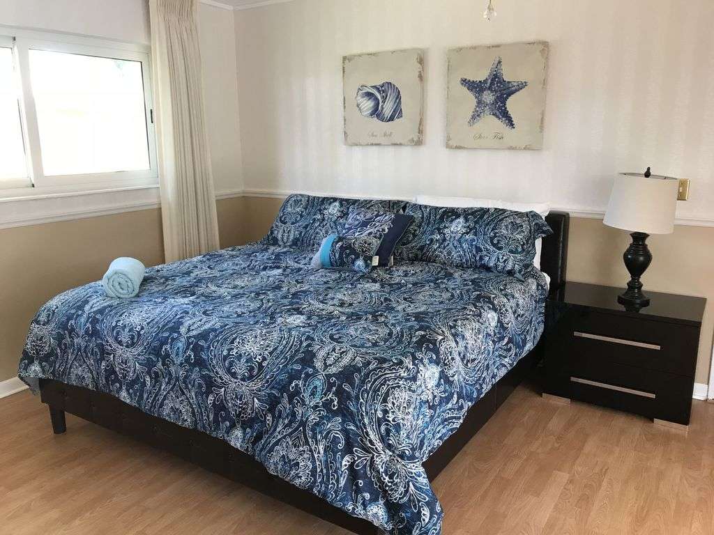 Pompano Beach Vacation House, Florida Rental close to Fort Laude | 1111 SE 7th Ave, Pompano Beach, FL 33060, USA | Phone: (561) 465-9505