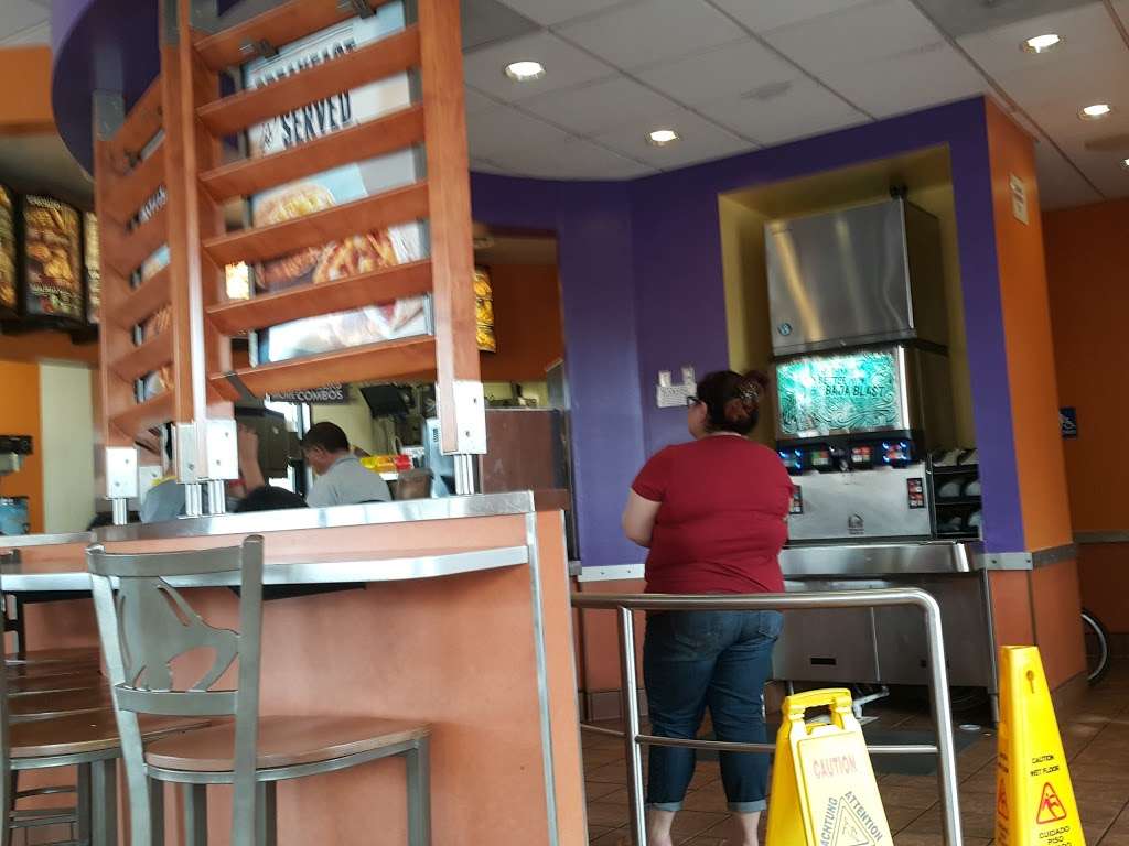 Taco Bell | 6800 Eastern Ave, Bell Gardens, CA 90201, USA | Phone: (323) 771-3883