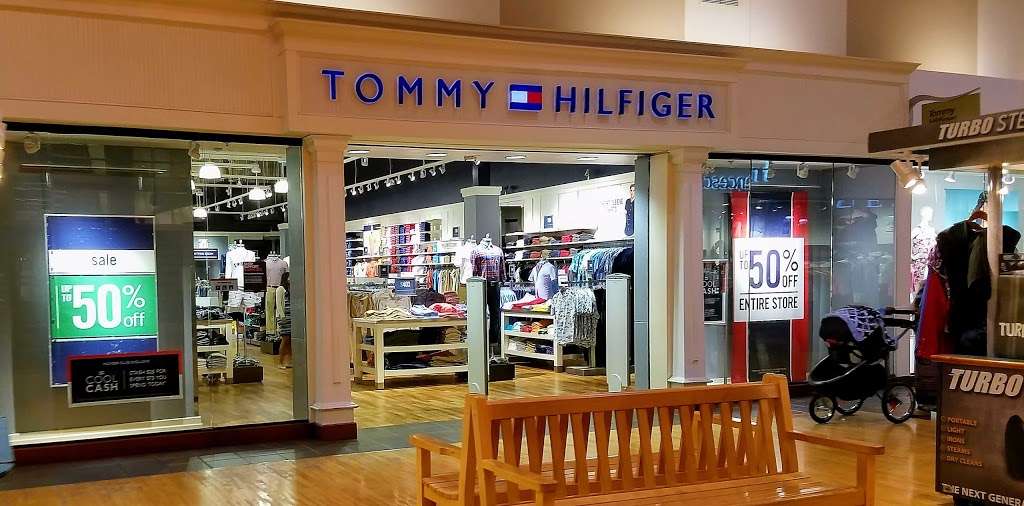TOMMY HILFIGER - 7000 Arundel Mills Cir, Hanover, Maryland - Men's