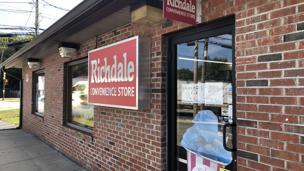 Richdale Convenience Store | 4 Lowell Rd, North Reading, MA 01864, USA | Phone: (978) 664-2339