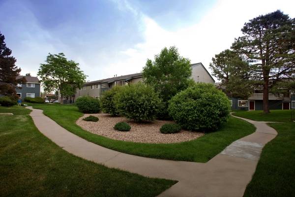 Hampden Heights Apartments | 8405 E Hampden Ave, Denver, CO 80231, USA | Phone: (720) 773-8471