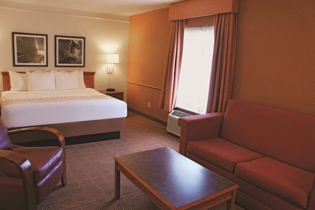 La Quinta Inn Houston Greenway Plaza Medical Area | 4015 Southwest Fwy, Houston, TX 77027, USA | Phone: (713) 623-4750